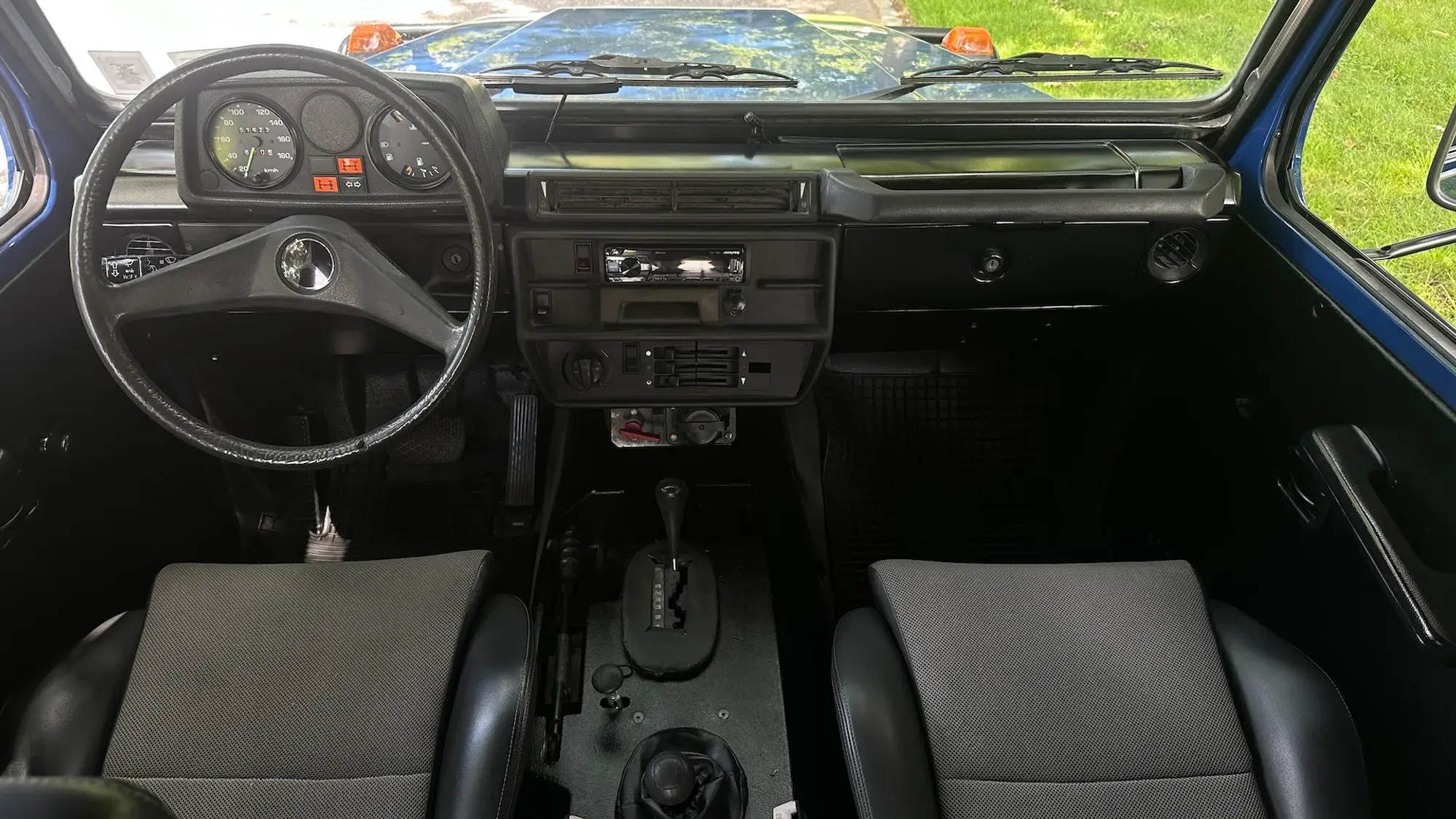 1990 Mercedes-Benz 230GE