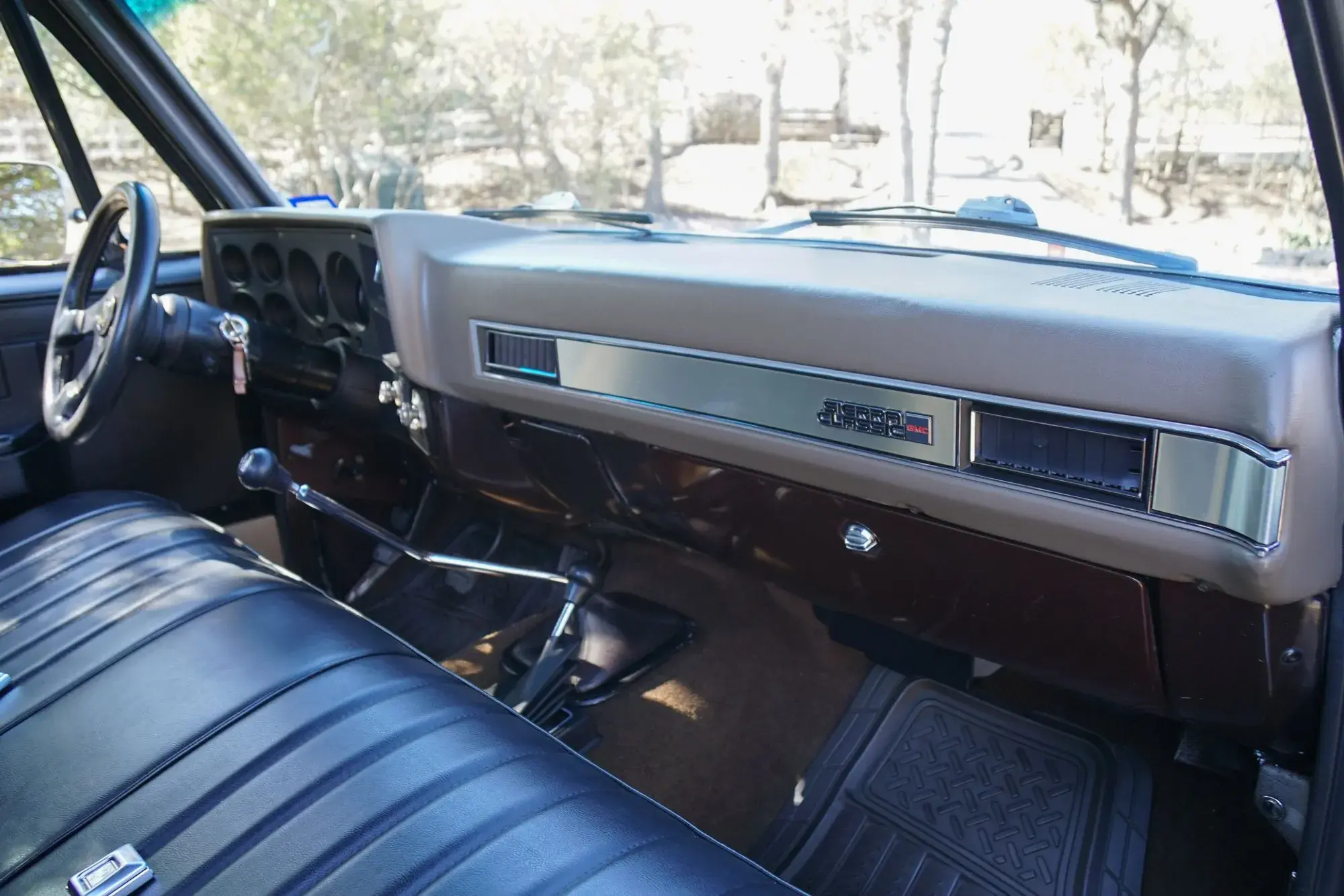 1983 GMC K2500 Sierra Classic