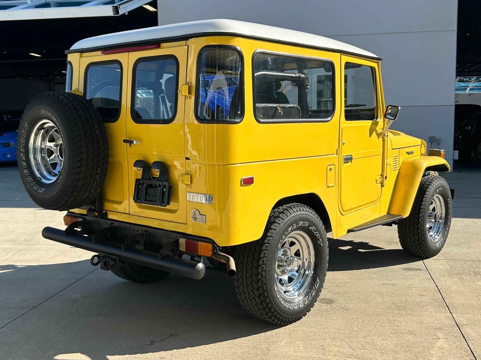1975 Toyota Land Cruiser FJ40 - 5