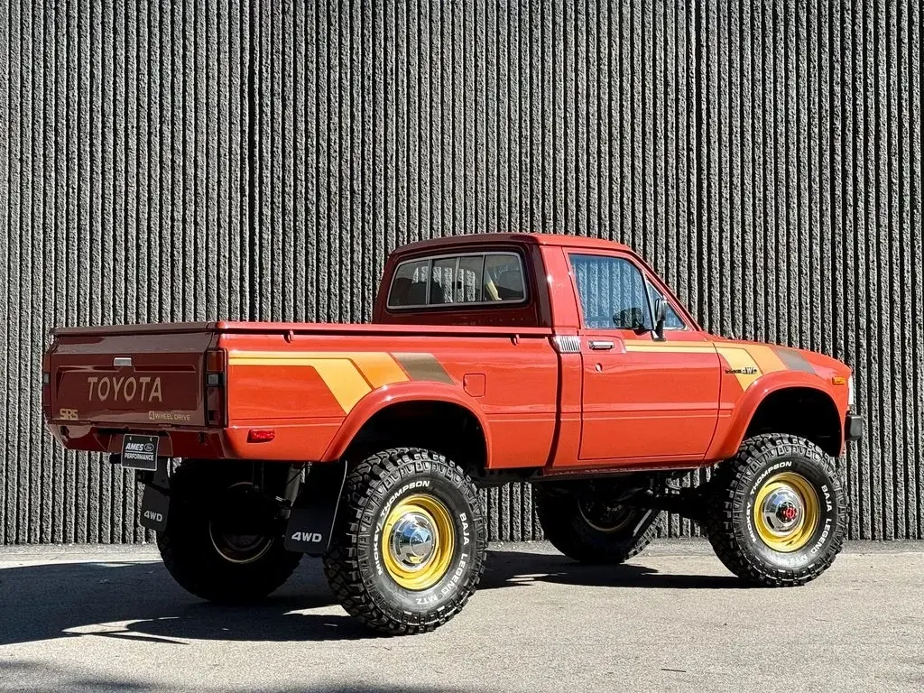 Restored 1983 Toyota Pickup SR5 - 3