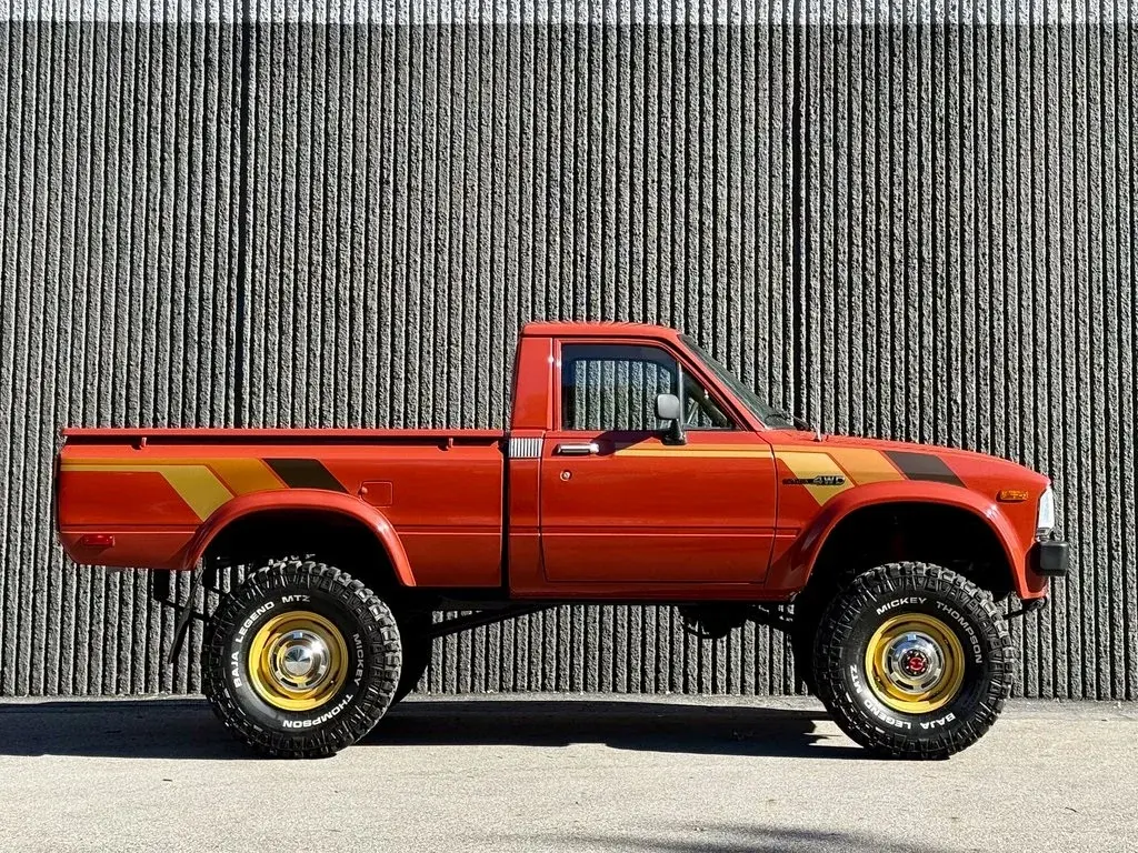 Restored 1983 Toyota Pickup SR5 - 5