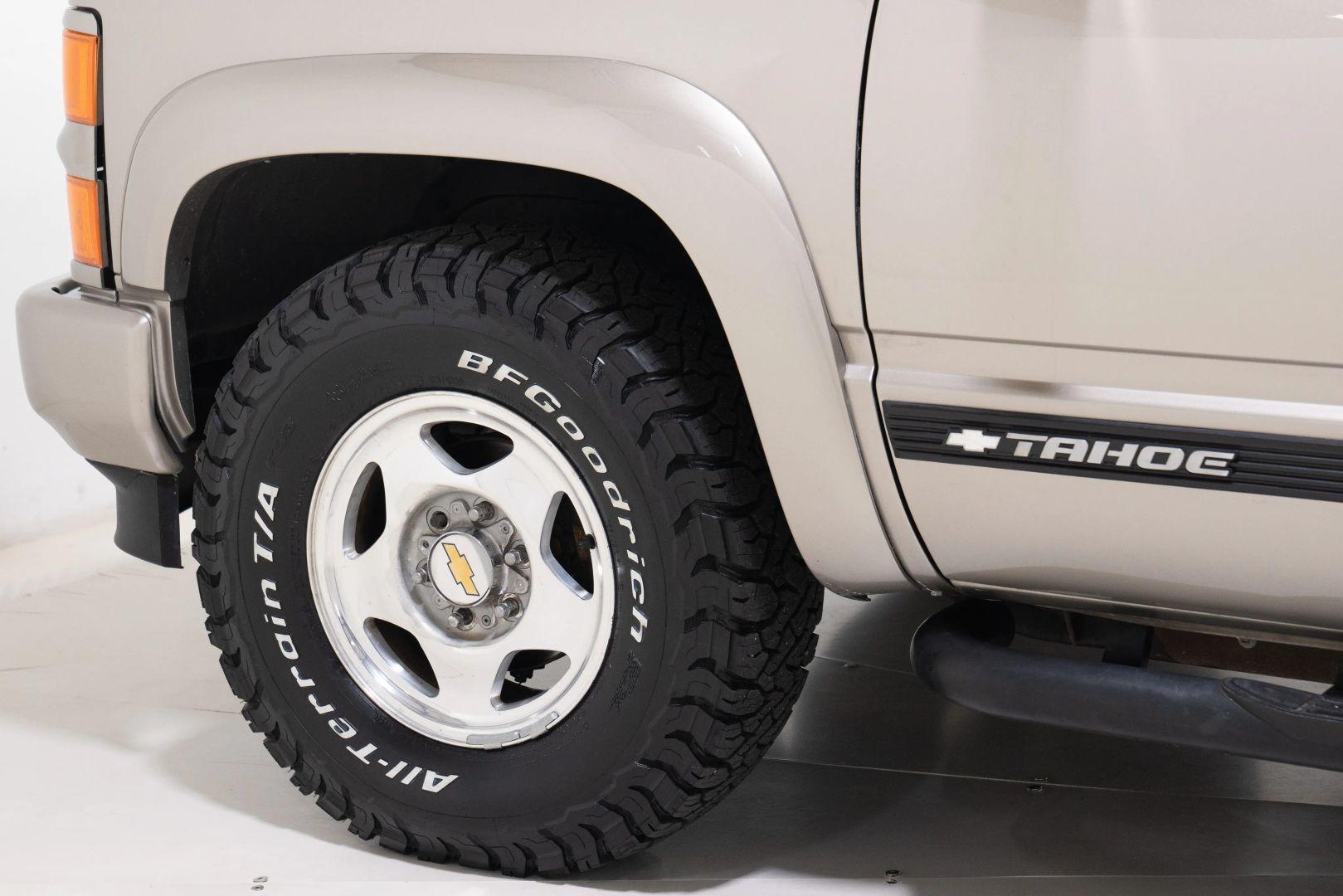 1-Owner 2000 Chevrolet Tahoe Z71