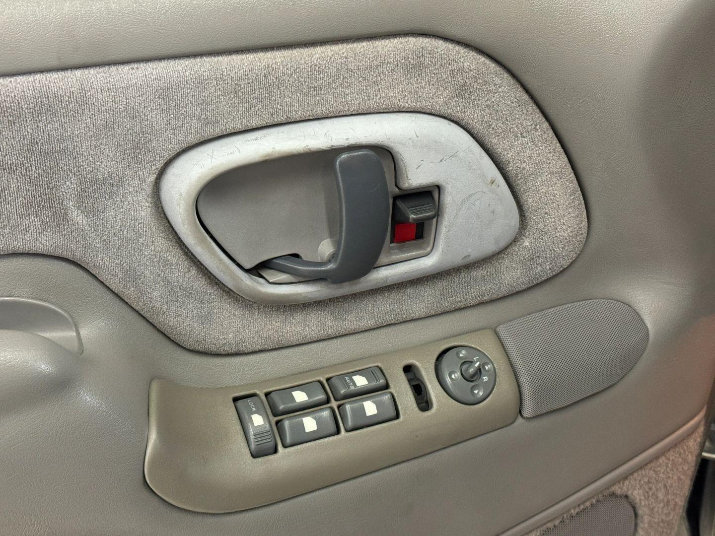 1-Owner 2000 Chevrolet Tahoe Z71