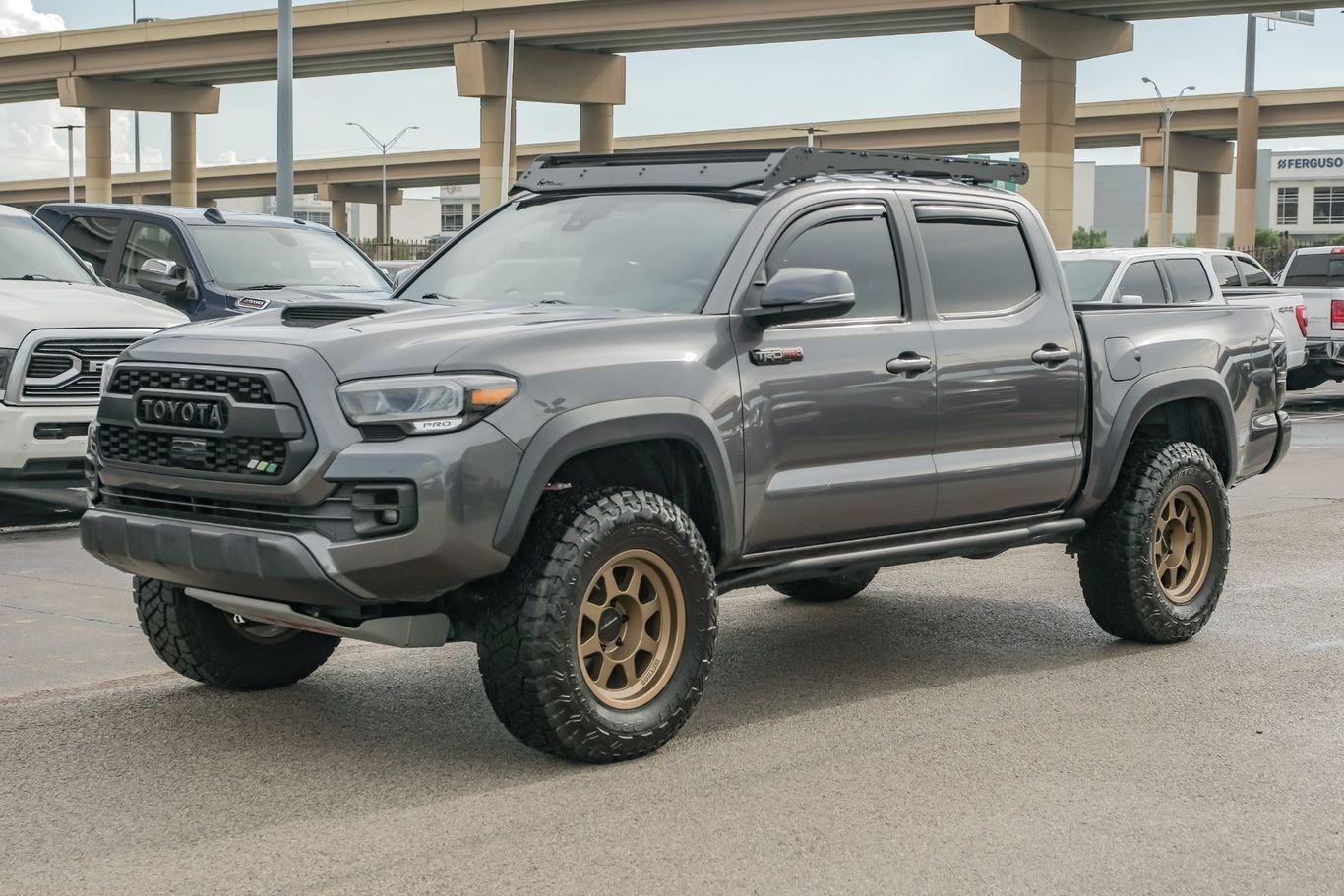  Toyota Tacoma