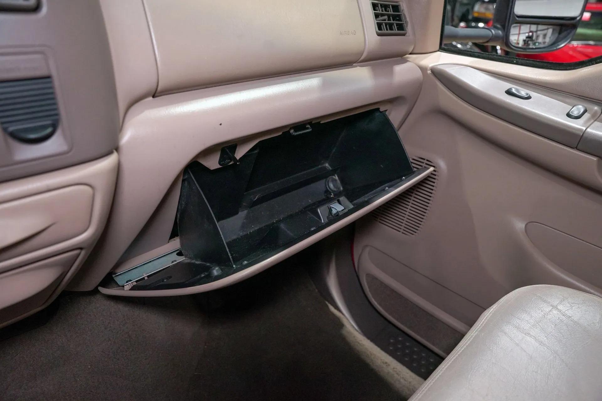 1999 Ford F-350 Super Duty Lariat