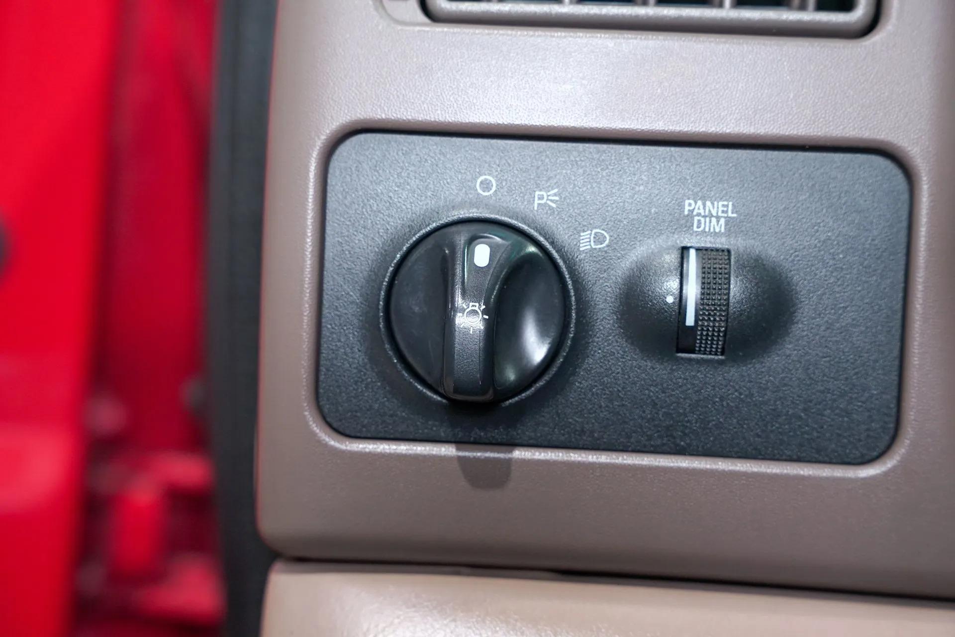 1999 Ford F-350 Super Duty Lariat