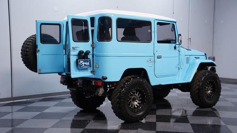 1976 Toyota Land Cruiser Restomod
