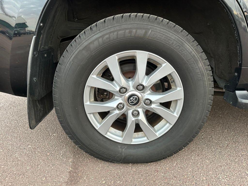 2016 Toyota Land Cruiser