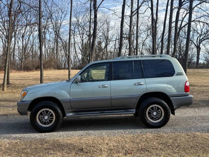 2004 Lexus LX 470