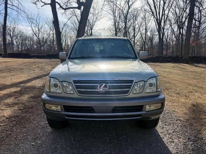 2004 Lexus LX 470