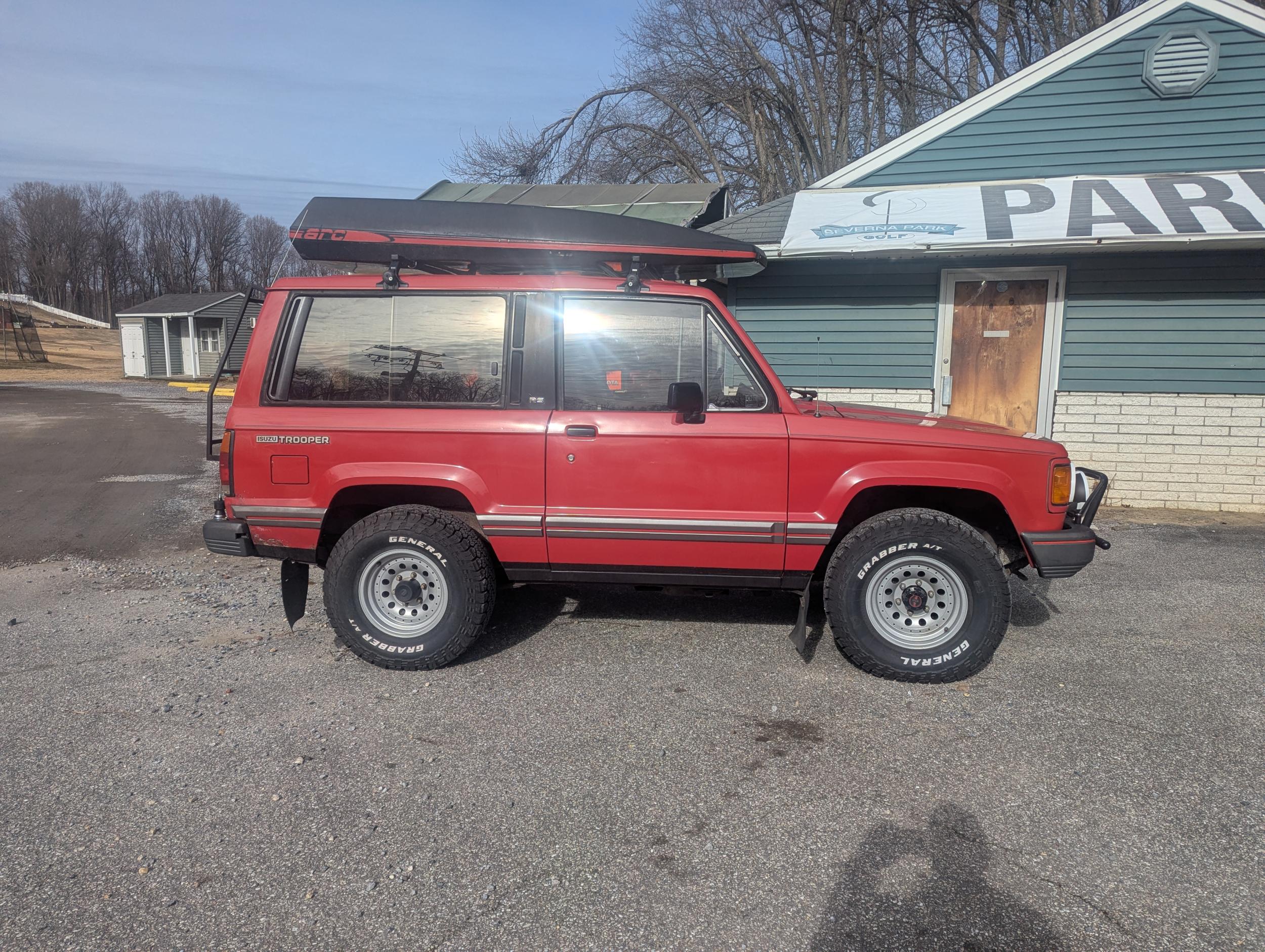 56k-Mile 1989 Isuzu Trooper RS