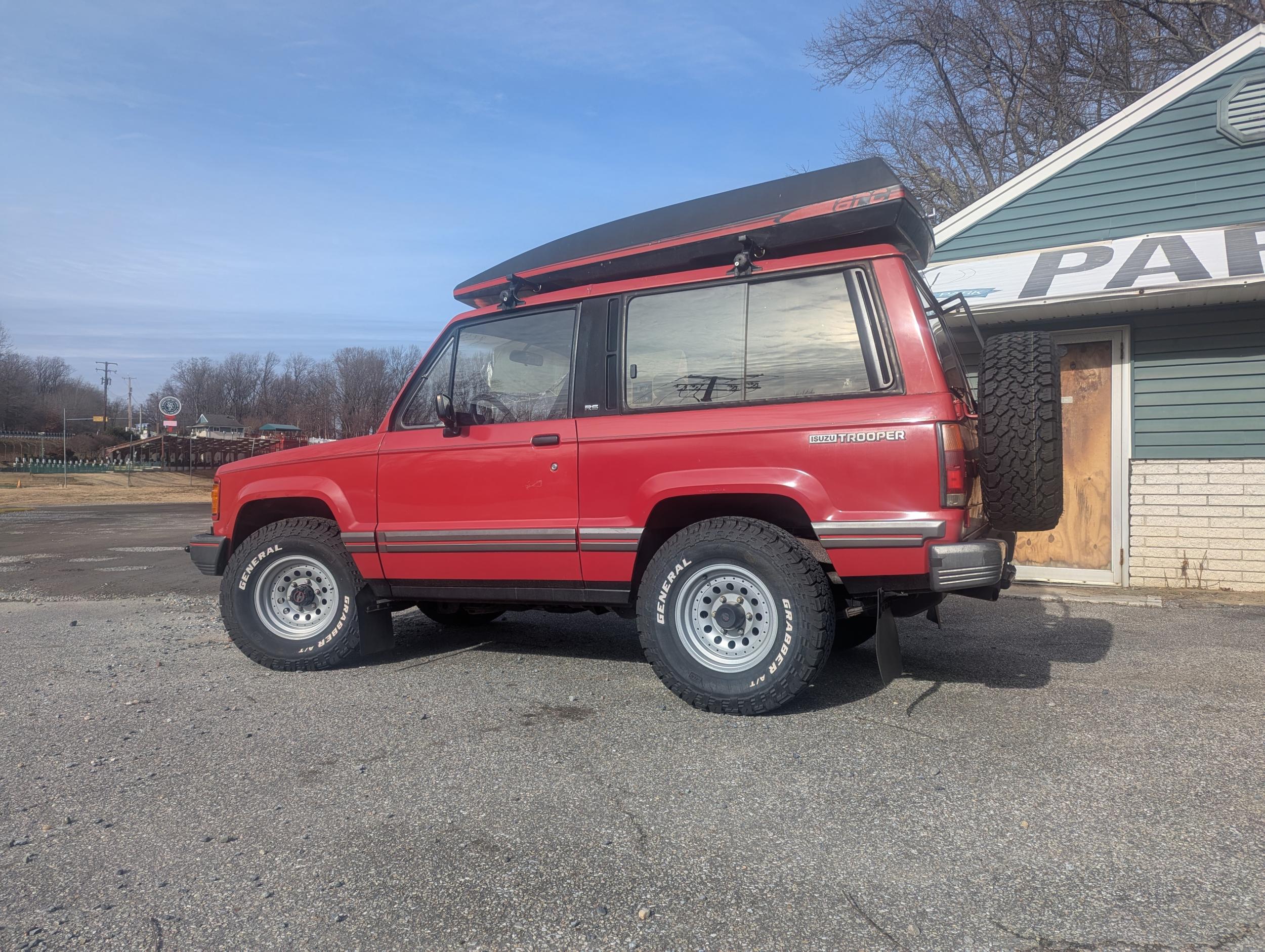 56k-Mile 1989 Isuzu Trooper RS - 5