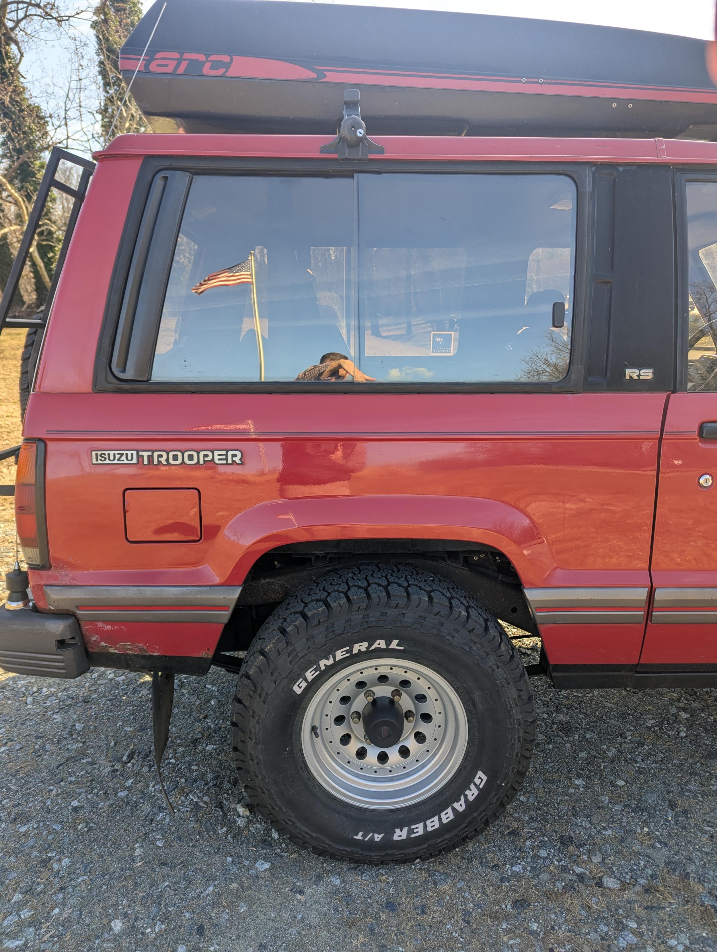56k-Mile 1989 Isuzu Trooper RS