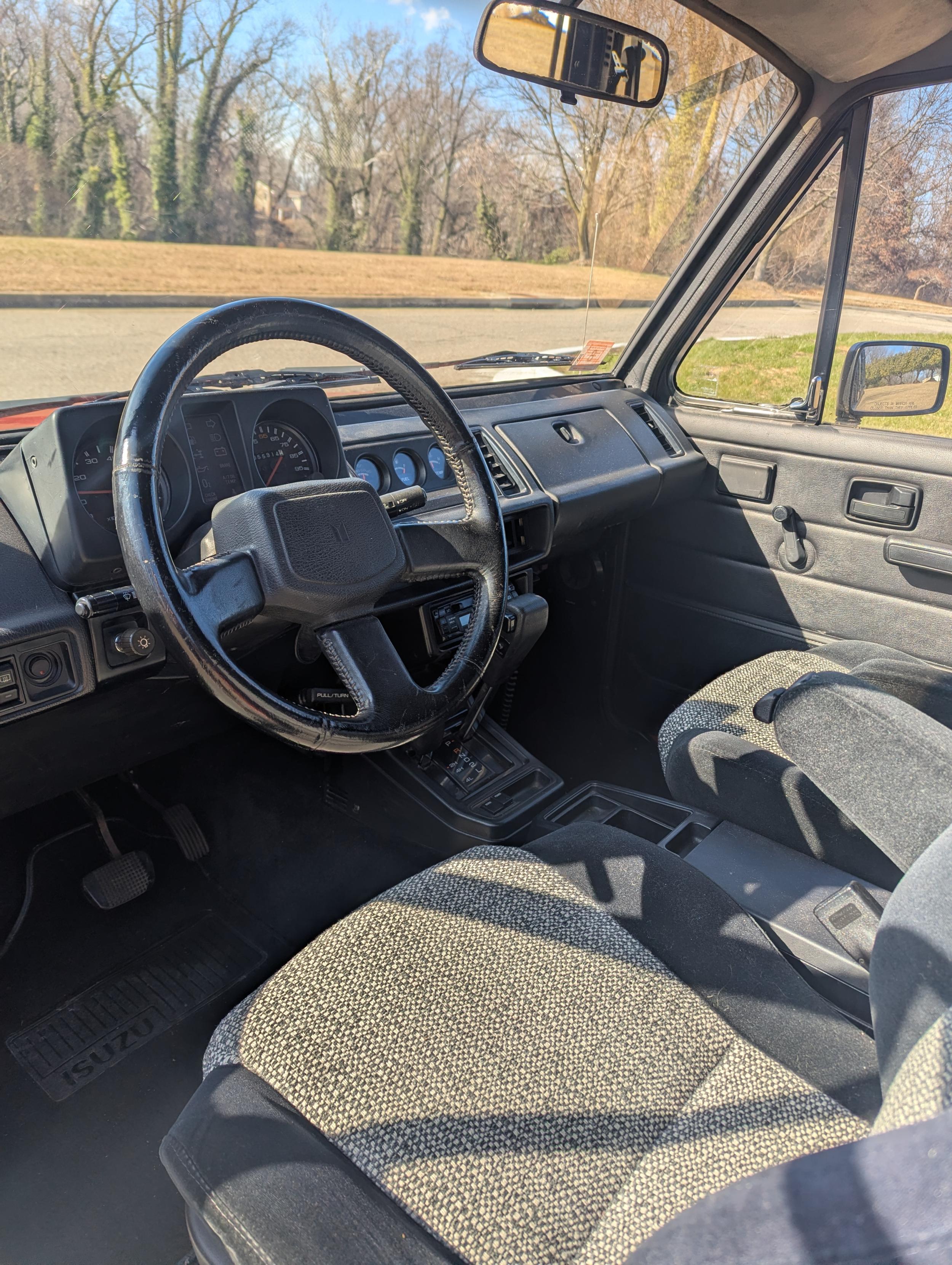 56k-Mile 1989 Isuzu Trooper RS