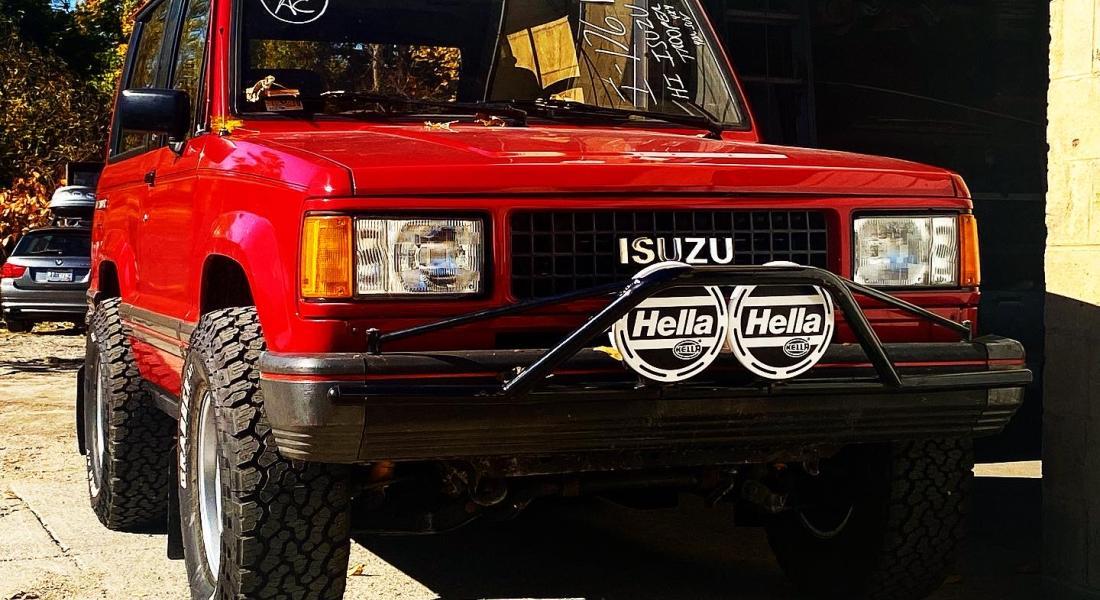 56k-Mile 1989 Isuzu Trooper RS - 2