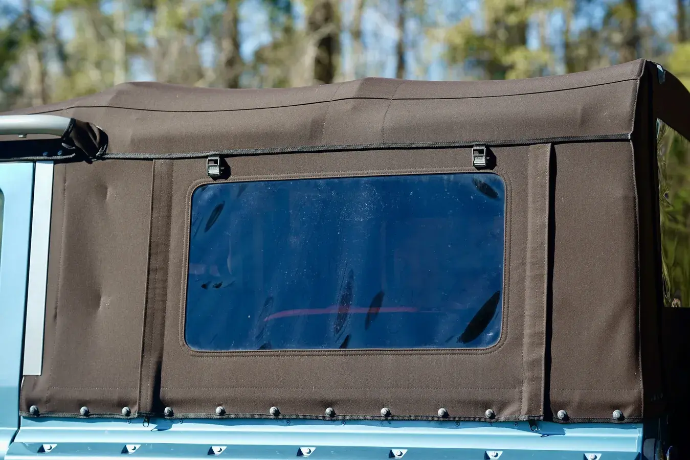 2022 Osprey Defender