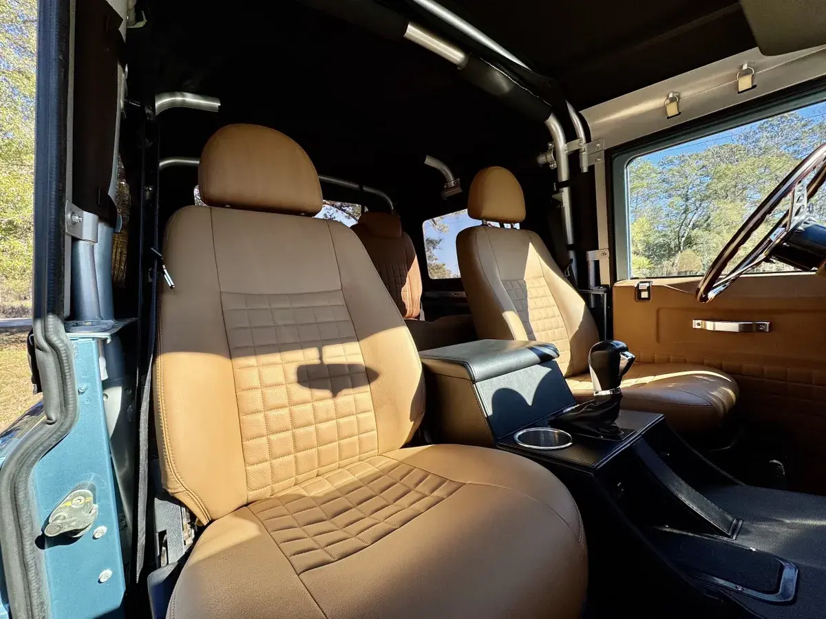 2022 Osprey Defender