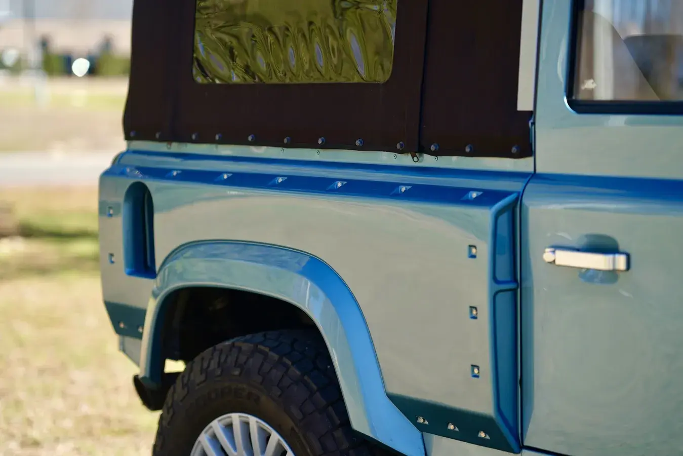 2022 Osprey Defender