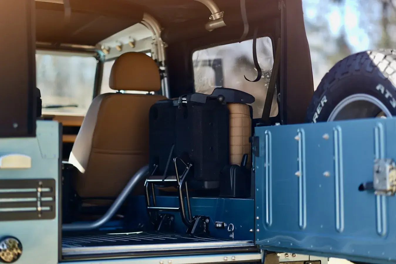 2022 Osprey Defender