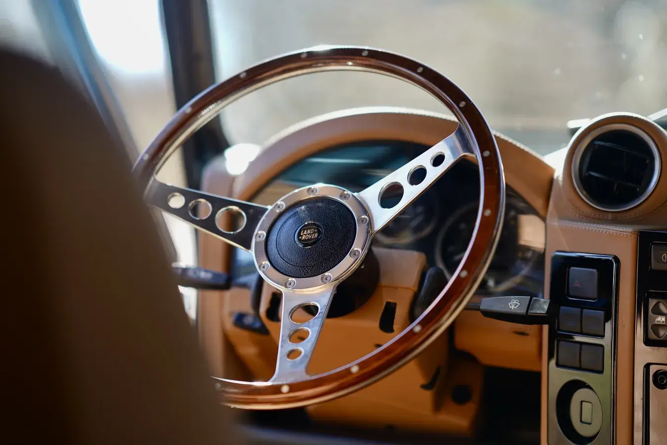 2022 Osprey Defender - 5