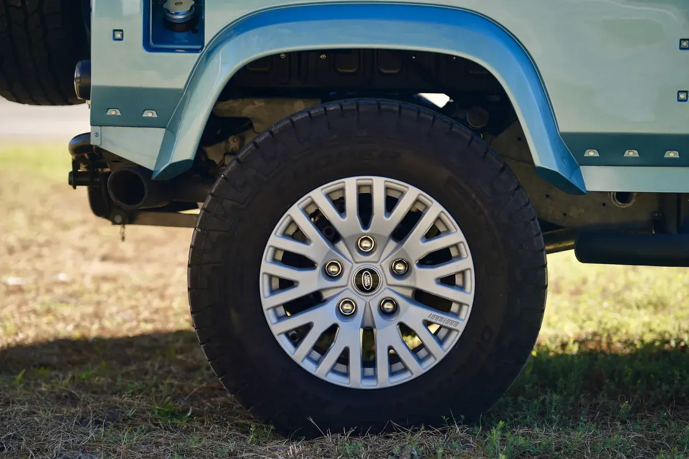 2022 Osprey Defender