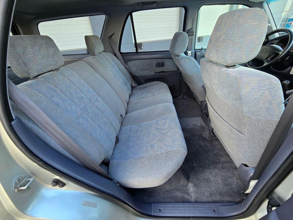 2000 Toyota 4Runner SR5