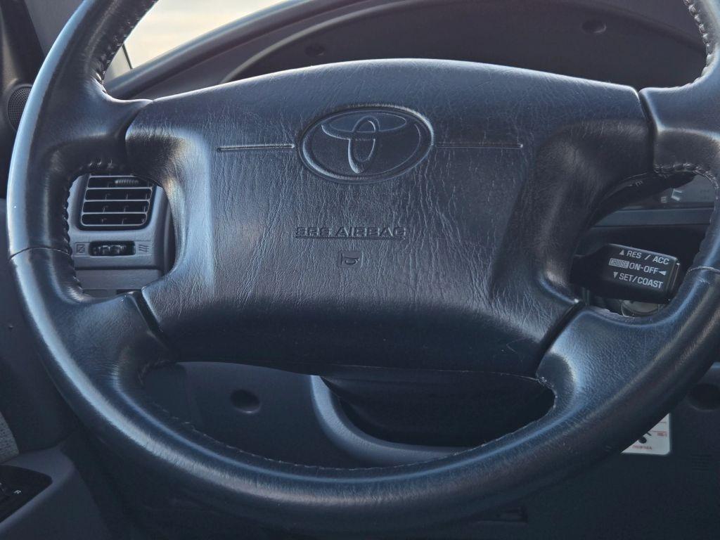 2000 Toyota 4Runner SR5