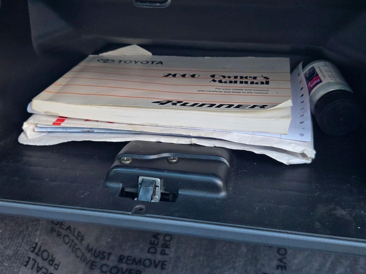 2000 Toyota 4Runner SR5