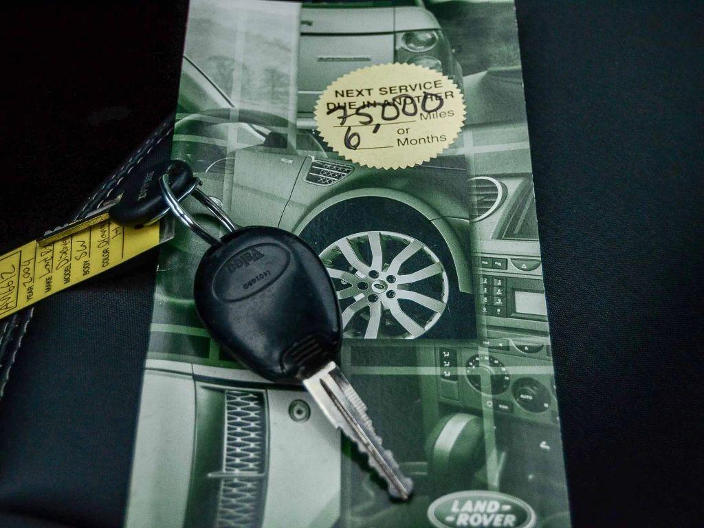 2004 Land Rover Discovery II G4 Challenge