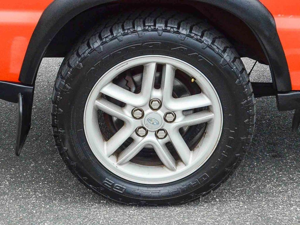 2004 Land Rover Discovery II G4 Challenge