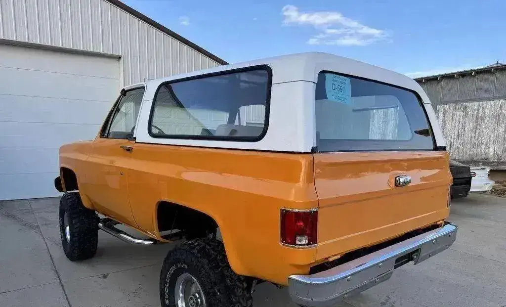 1975 GMC Jimmy Custom - 4