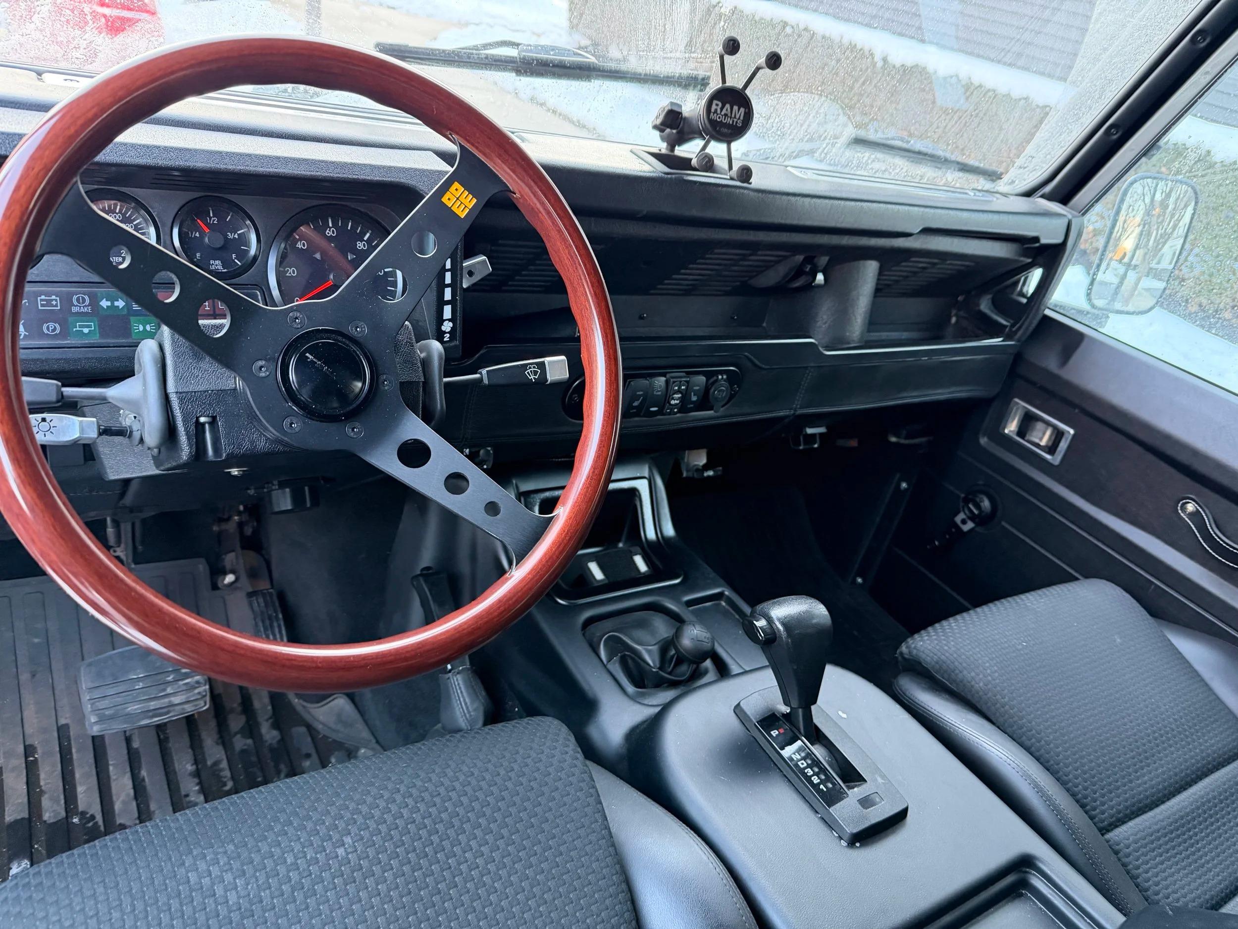 Euro 1997 Land Rover Defender 90