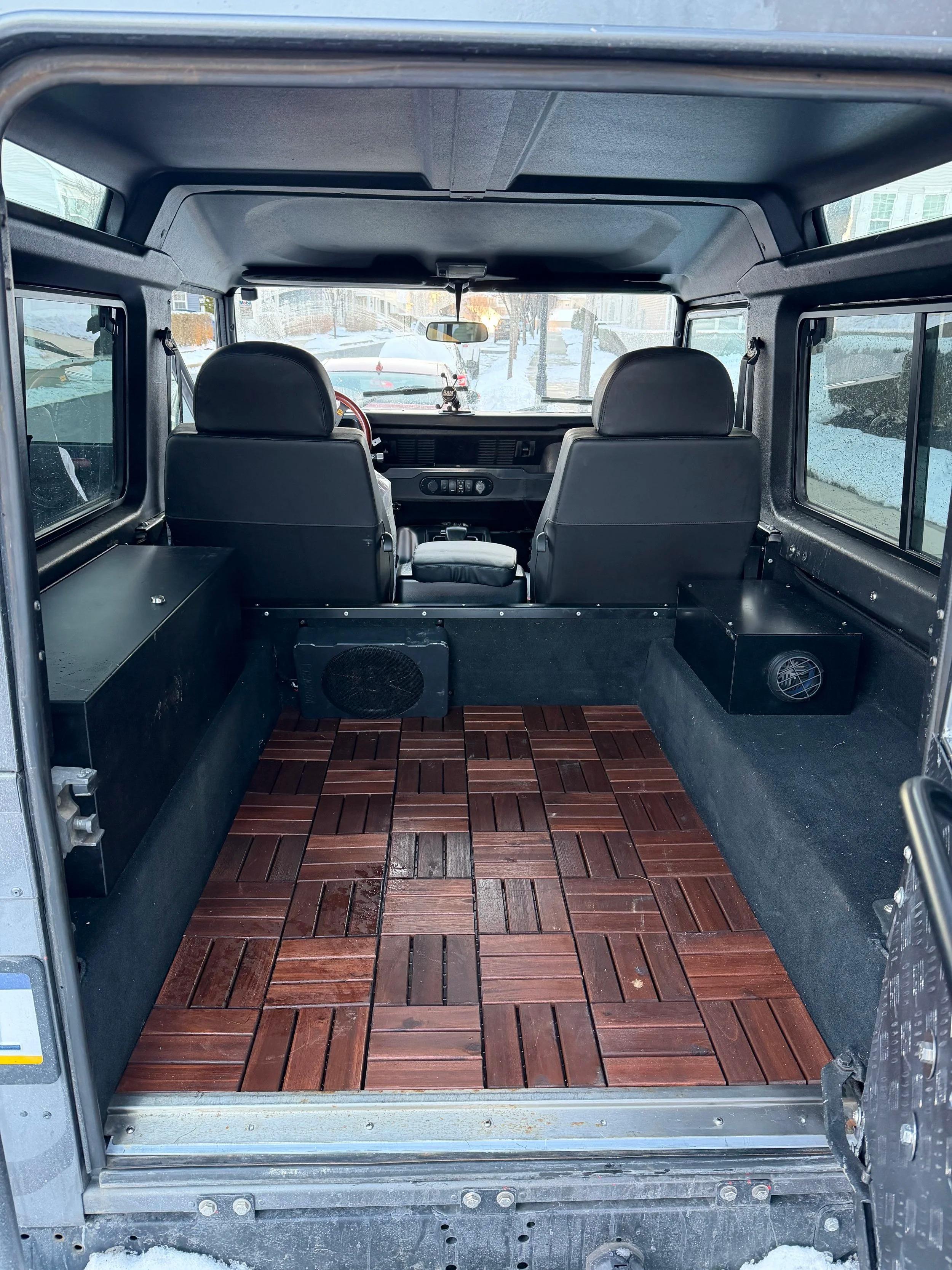 Euro 1997 Land Rover Defender 90