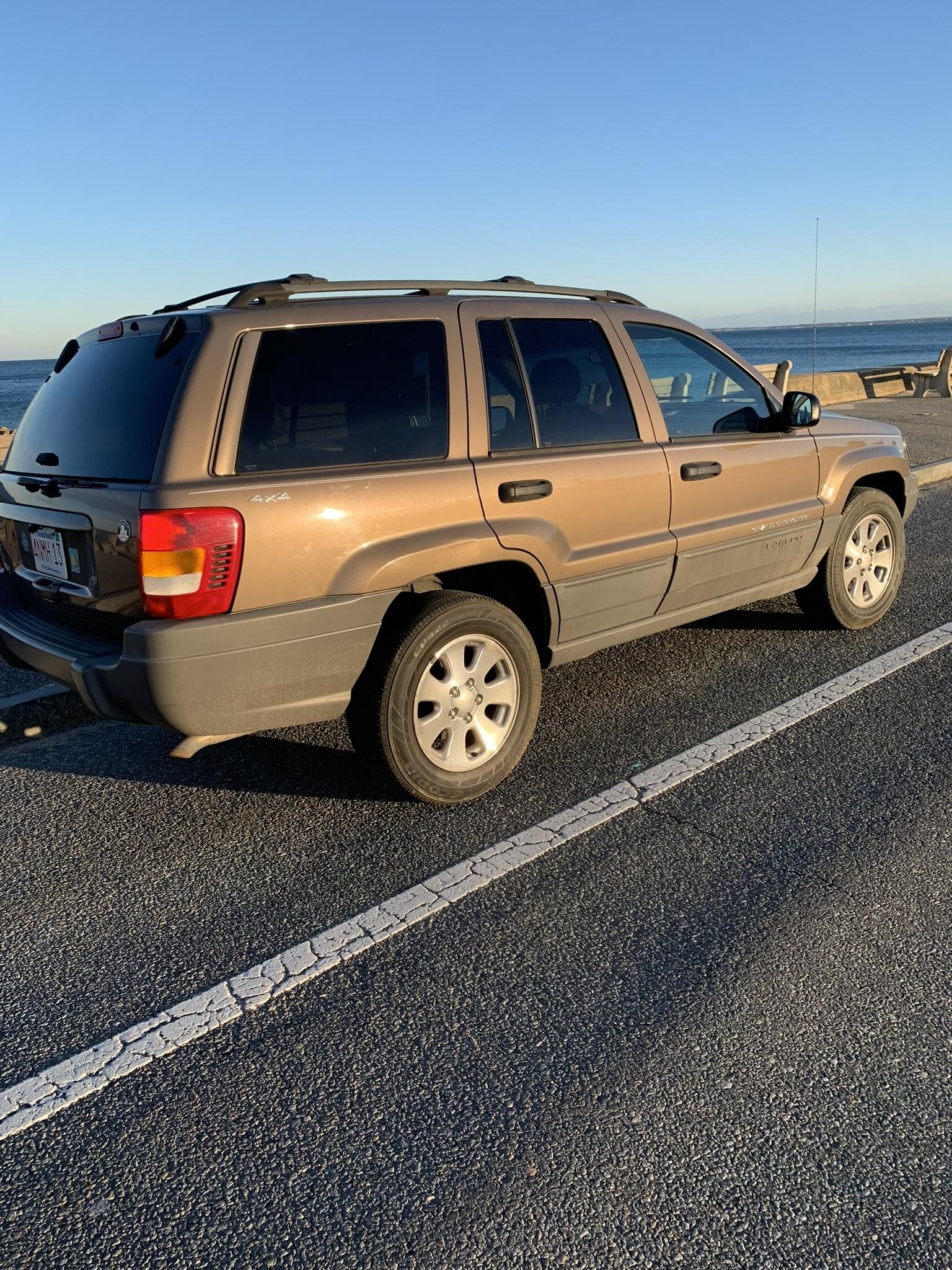 2001 Jeep Grand Cherokee Laredo - 2