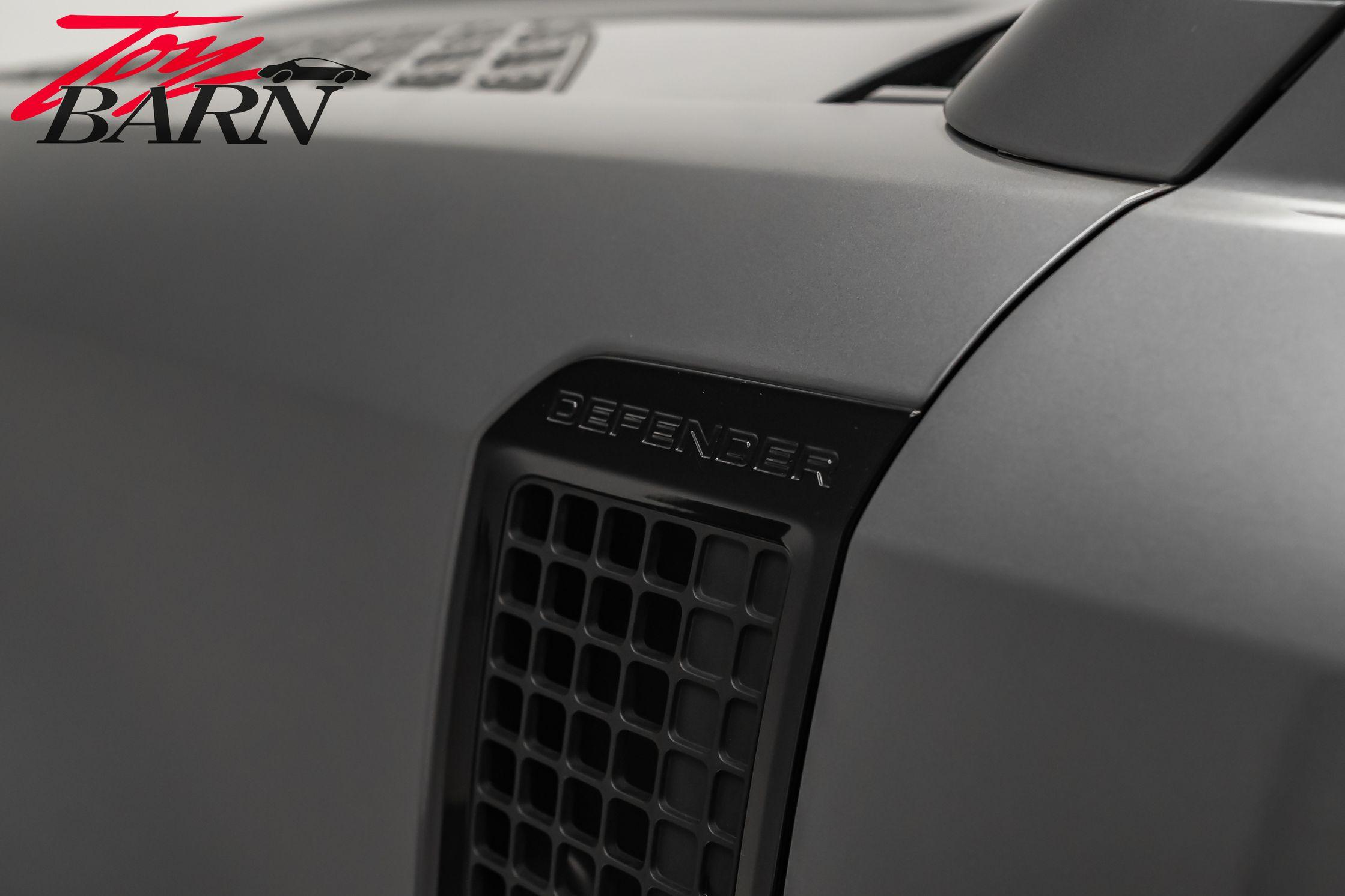 2023 Land Rover Defender 110 X-Dynamic SE