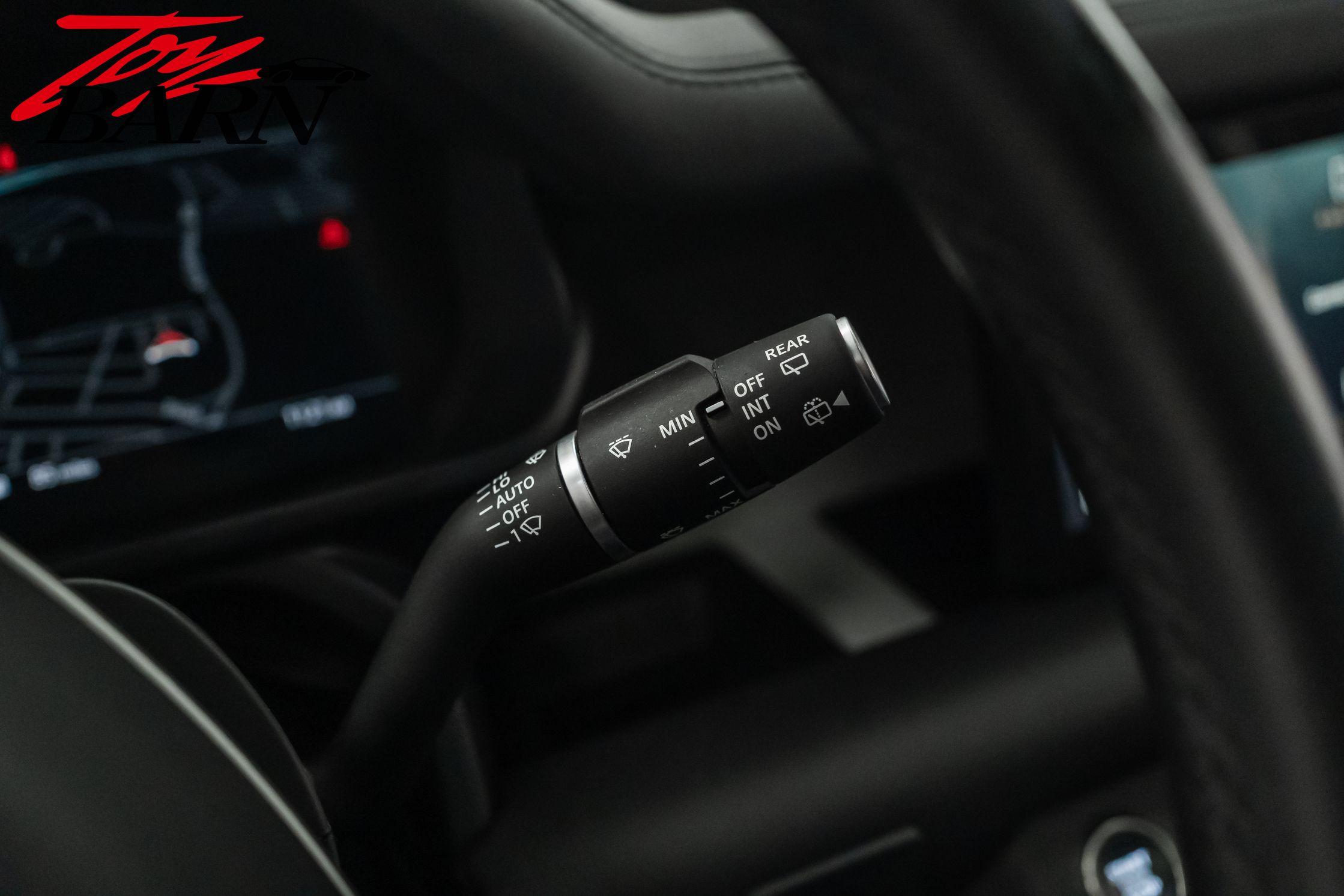 2023 Land Rover Defender 110 X-Dynamic SE