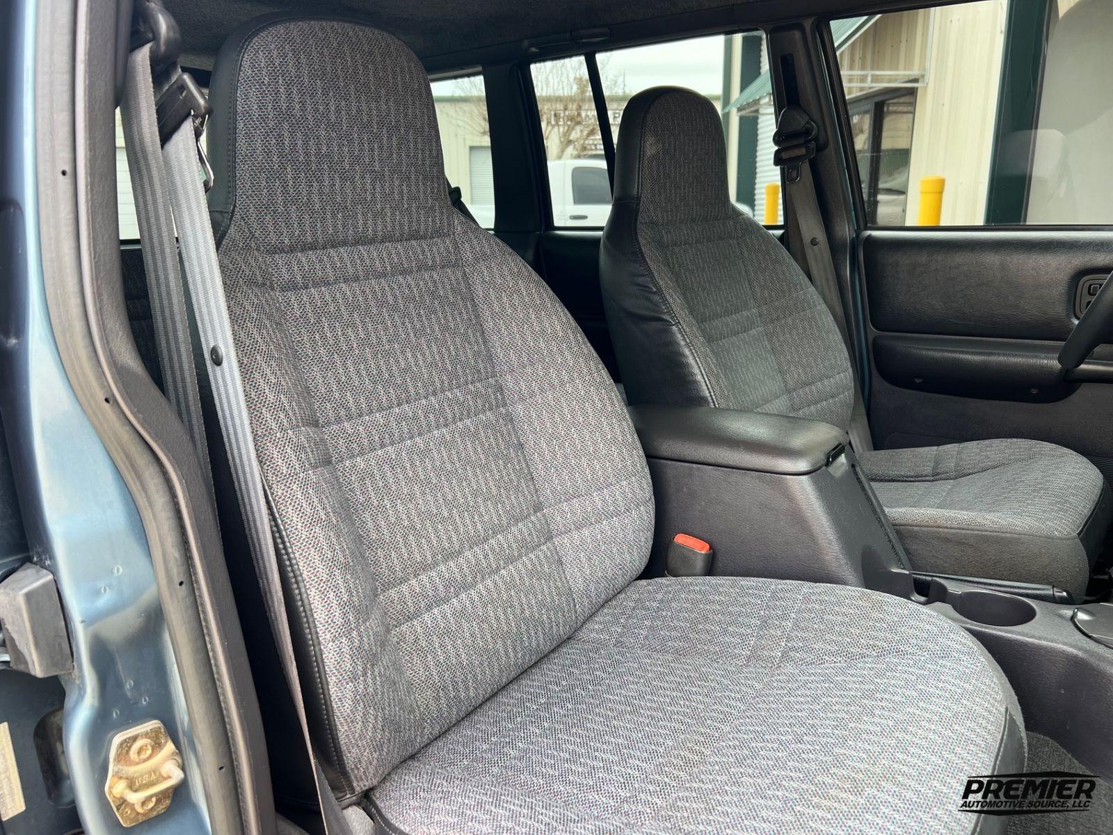 1999 Jeep Cherokee Sport