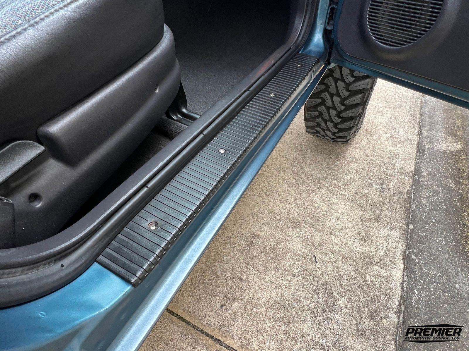 1999 Jeep Cherokee Sport