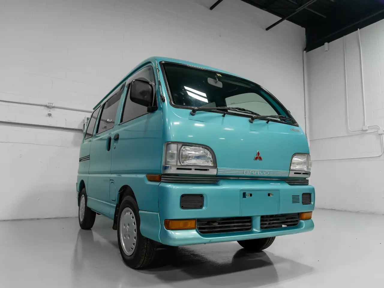 1998 Mitsubishi Bravo Exceed