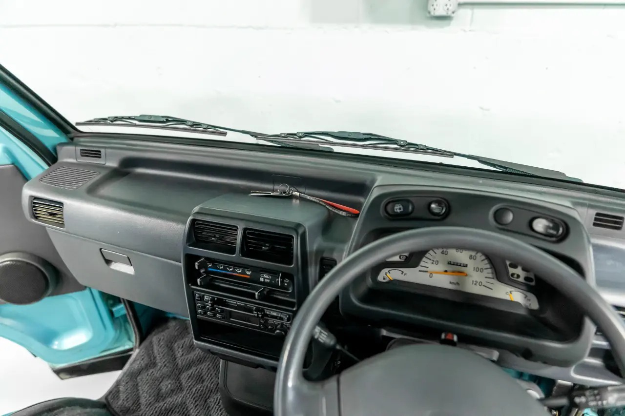 1998 Mitsubishi Bravo Exceed