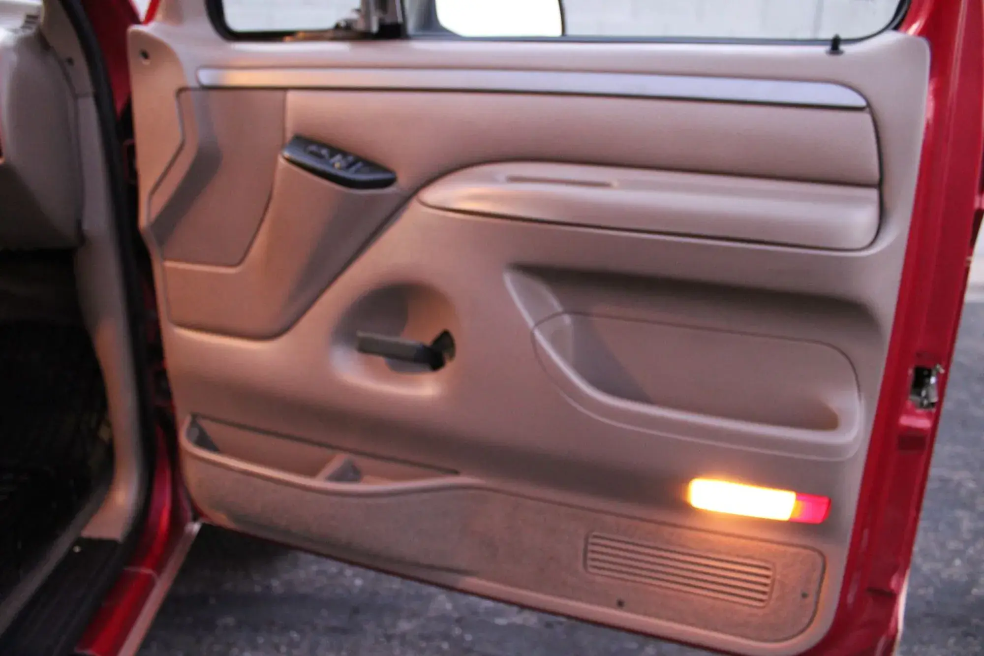 1994 Ford Bronco Eddie Bauer