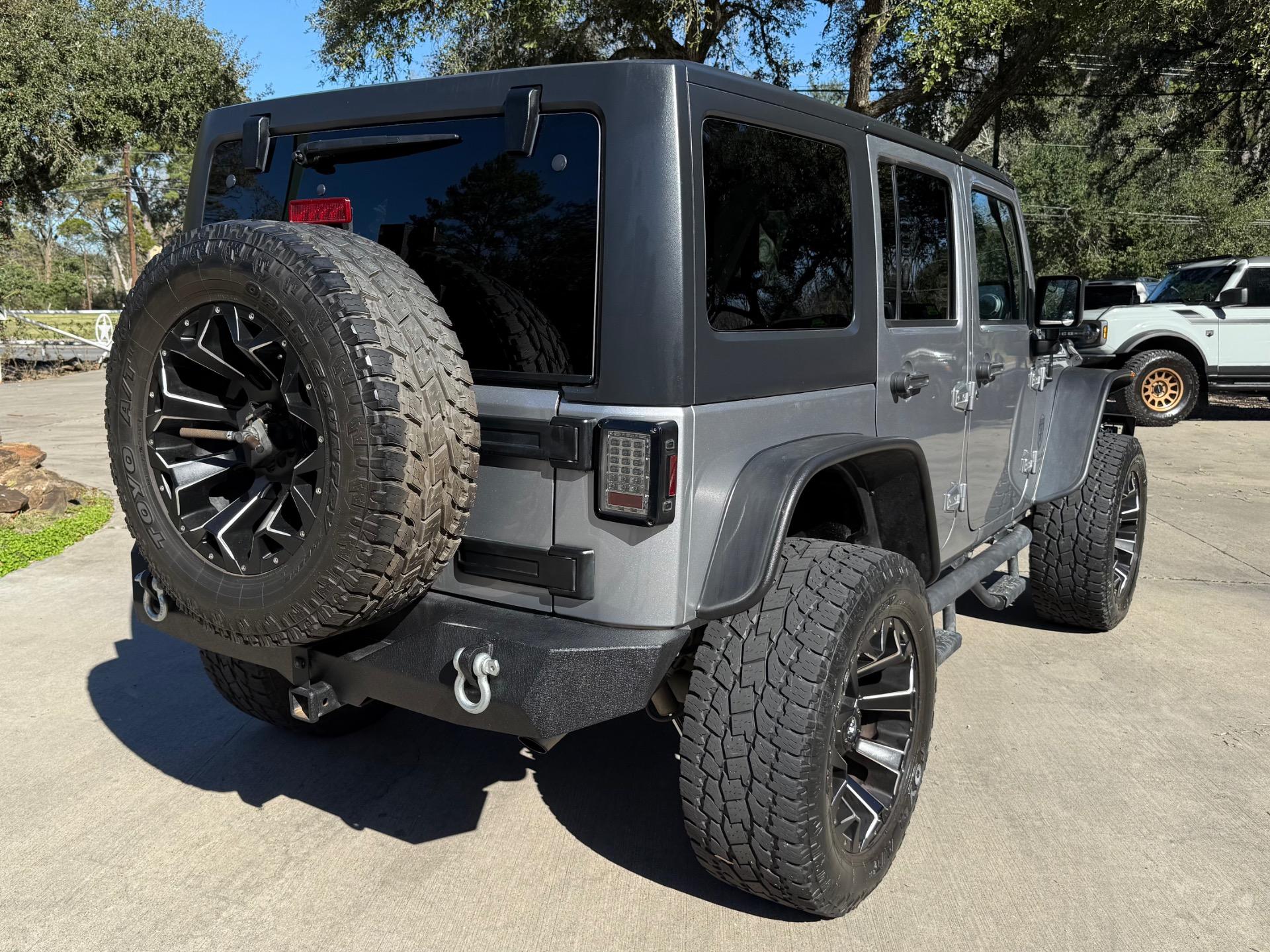 2017 Jeep Wrangler Unlimited Sport