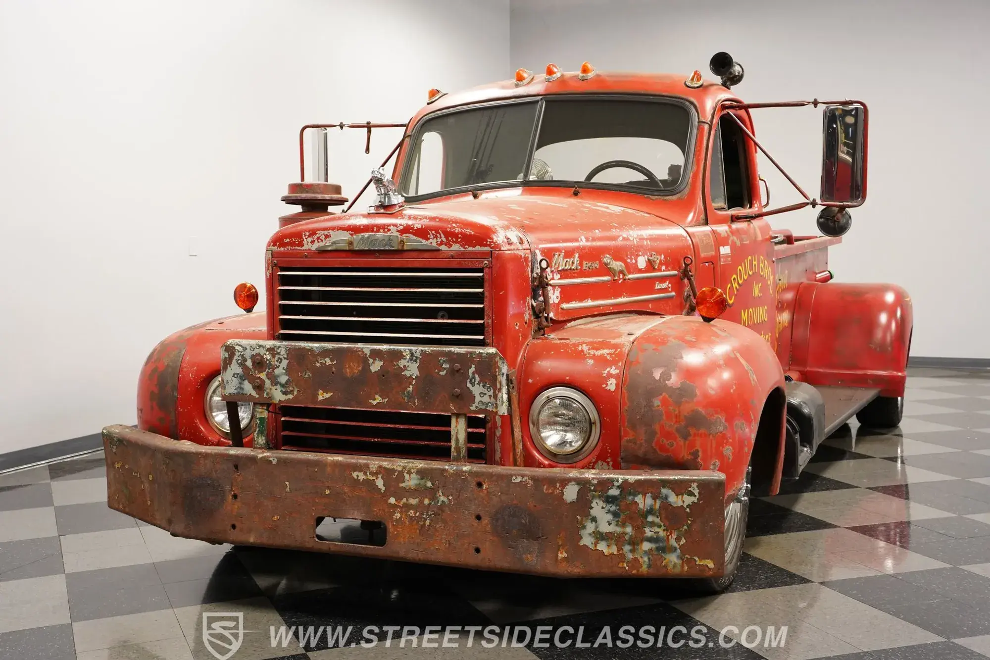 1960 Mack B-Series Replica Dually