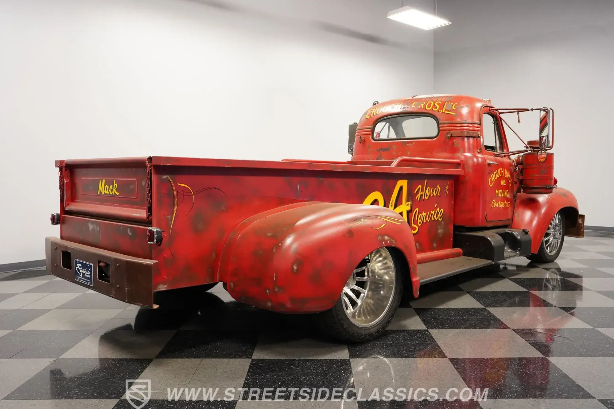 1960 Mack B-Series Replica Dually