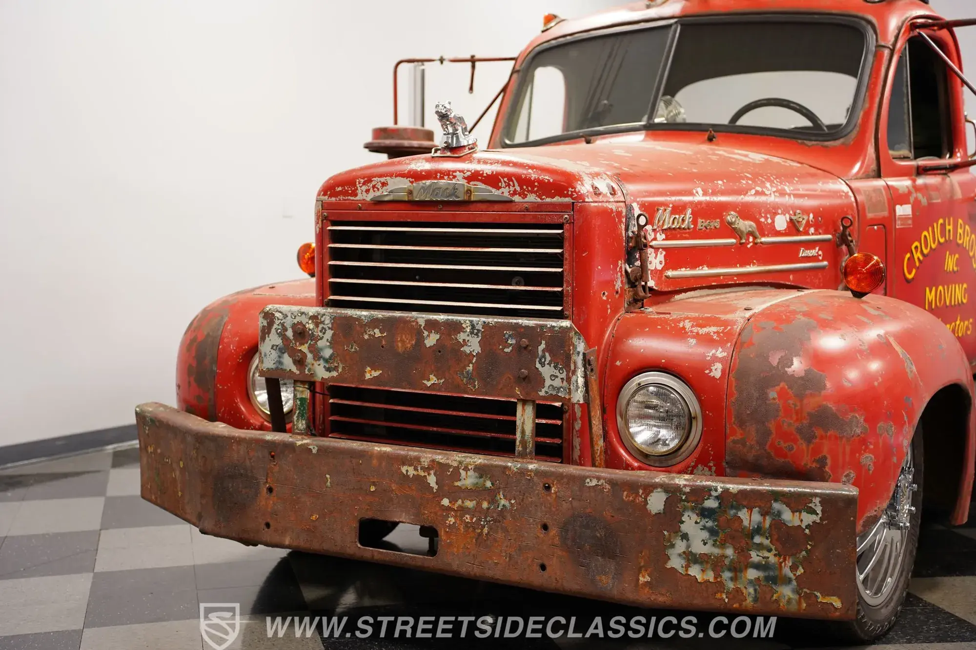 1960 Mack B-Series Replica Dually