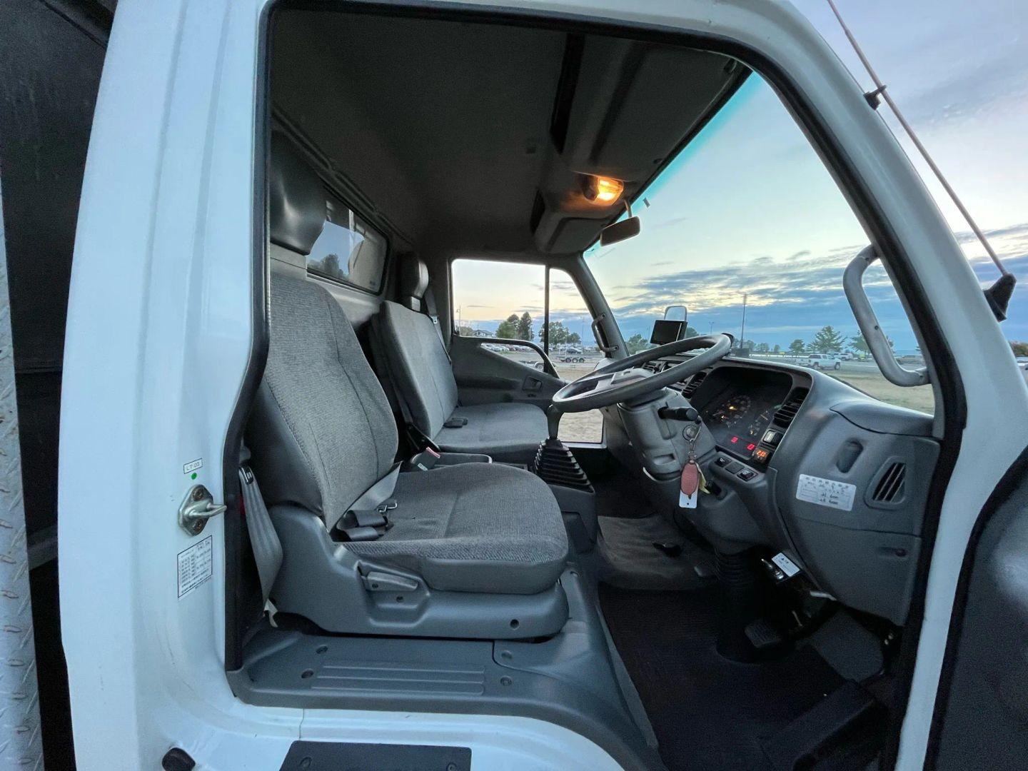 1996 Mitsubishi Canter Camper