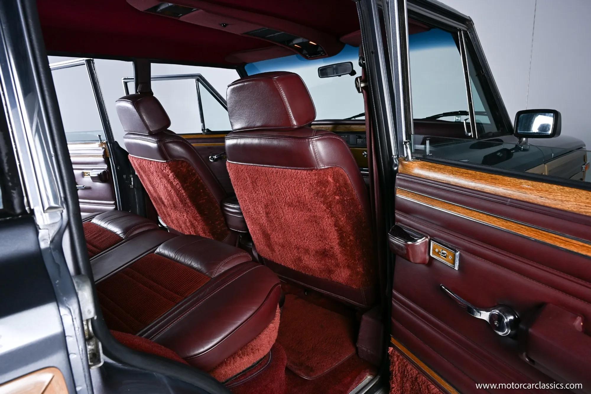 1991 Jeep Grand Wagoneer