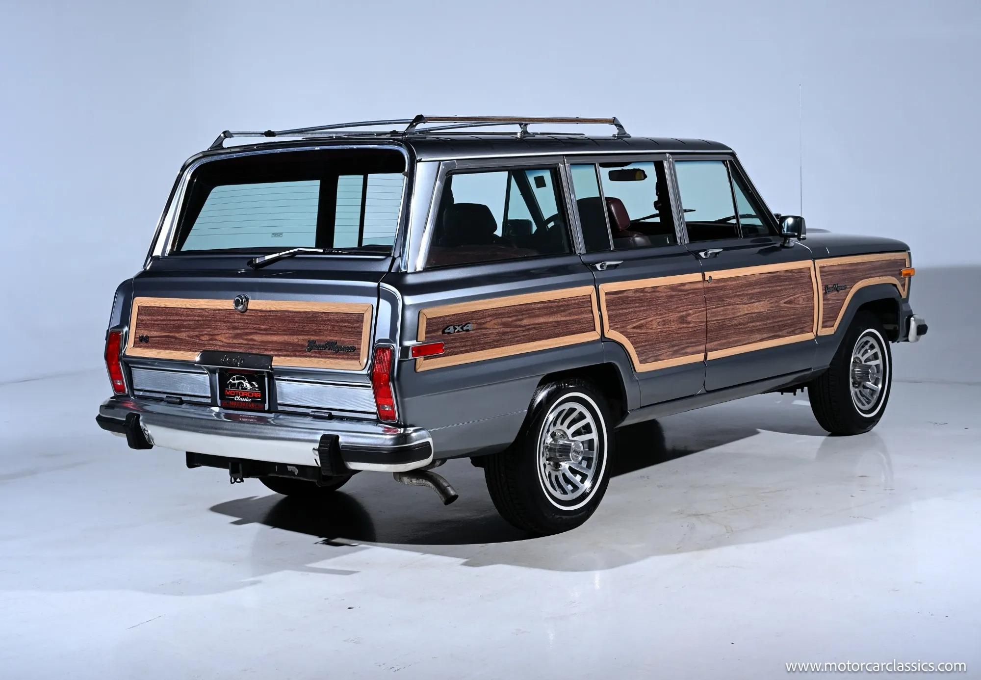 1991 Jeep Grand Wagoneer