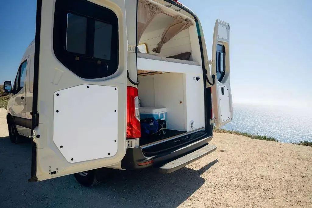 2021 Mercedes-Benz Sprinter 2500 Camper