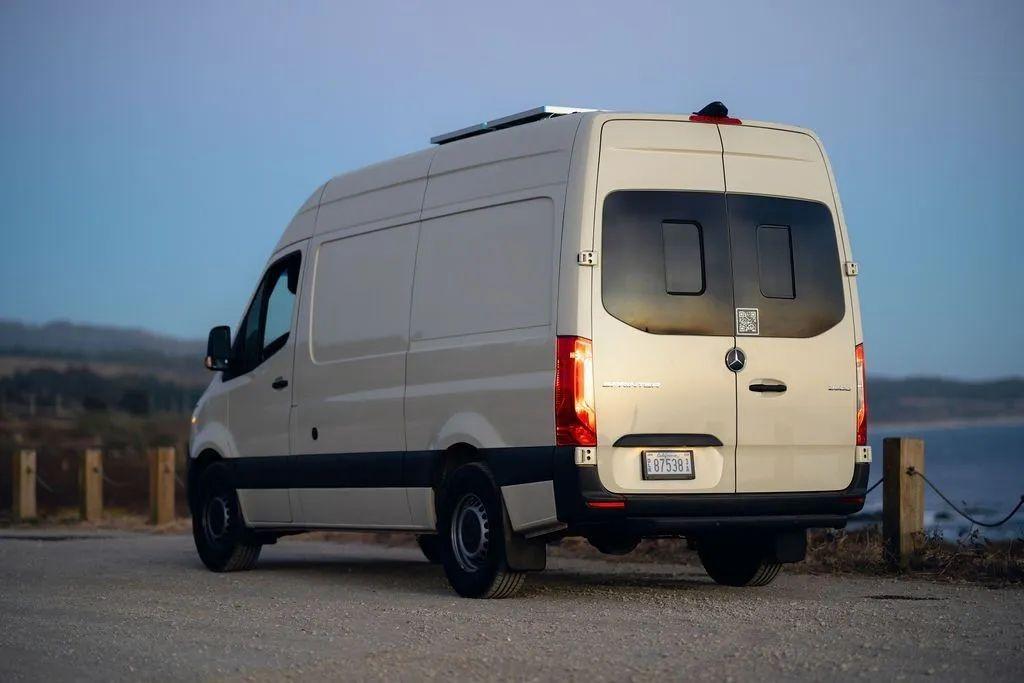 2021 Mercedes-Benz Sprinter 2500 Camper